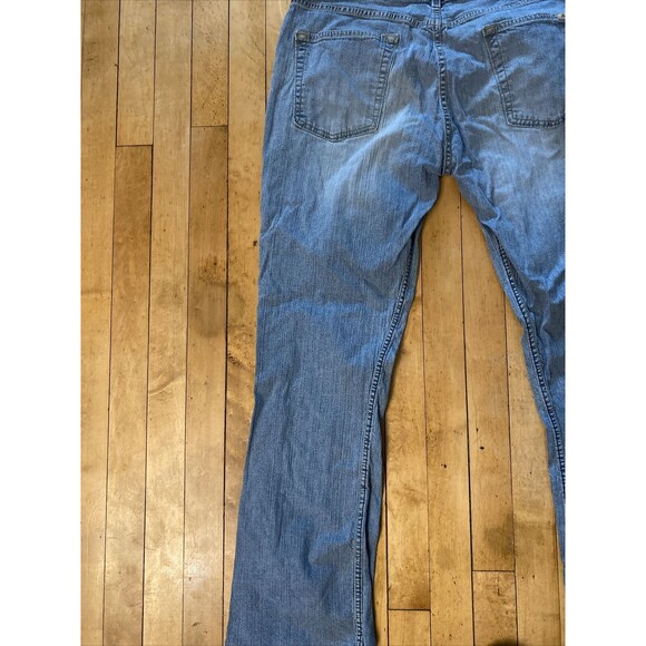 Levi’s Signature Jeans Women’s 34x30 Vintage Light Wash Bootcut Mid Rise - Picture 13 of 16